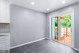 6130 Old Brentford Ct, Alexandria, VA 22310 - Photo 9