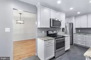 6130 Old Brentford Ct, Alexandria, VA 22310 - Photo 13