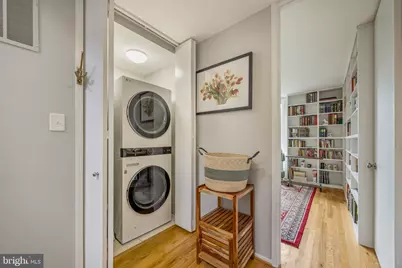 11471 W Washington Plaza W, Reston, VA 20190 - Photo 23