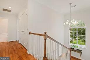 8213 Cottage St, Vienna, VA 22180 - Photo 19