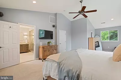 8213 Cottage Street, Vienna, VA 22180 - Photo 21