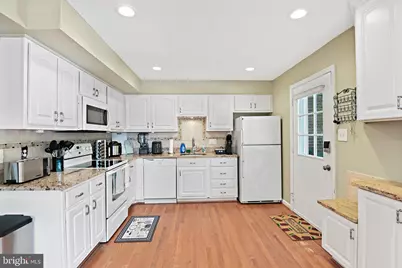 5267 Leestone Court, Springfield, VA 22151 - Photo 5