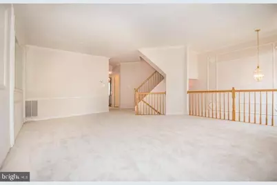 8359 Regal Oak Court, Springfield, VA 22152 - Photo 5
