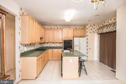 8359 Regal Oak Court, Springfield, VA 22152 - Photo 11