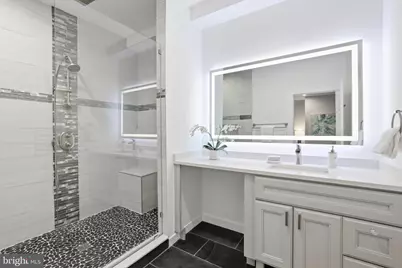 6925 Barrett Road, Falls Church, VA 22042 - Photo 29
