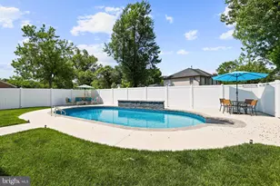 6925 Barrett Rd, Falls Church, VA 22042 - Photo 47