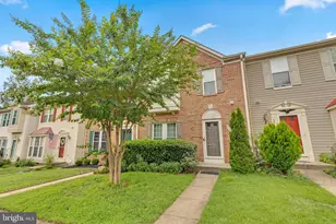 6880 Ridge Water Ct, Centreville, VA 20121 - Photo 1