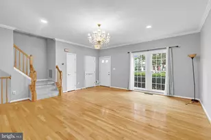 6880 Ridge Water Ct, Centreville, VA 20121 - Photo 3