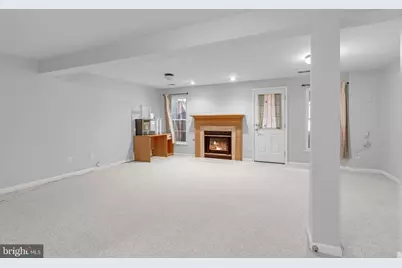 6880 Ridge Water Court, Centreville, VA 20121 - Photo 19