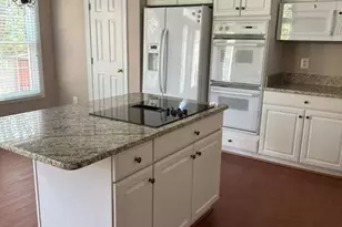 1811 Fallbrook Ln, Vienna, VA 22182 - Photo 5