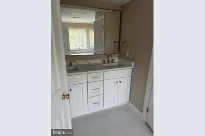 1811 Fallbrook Lane, Vienna, VA 22182 - Photo 23
