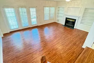 1811 Fallbrook Ln, Vienna, VA 22182 - Photo 33