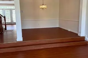 1811 Fallbrook Ln, Vienna, VA 22182 - Photo 7