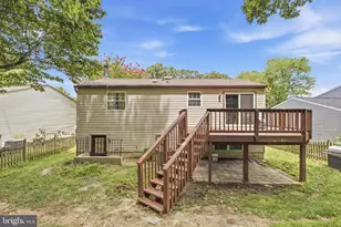 8417 Great Lake Ln, Springfield, VA 22153 - Photo 7