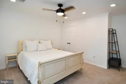 12134 Holly Knoll Circle, Great Falls, VA 22066 - Photo 35