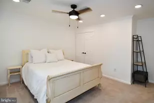 12134 Holly Knoll Cir, Great Falls, VA 22066 - Photo 35