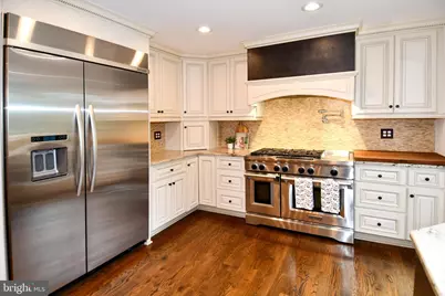 12134 Holly Knoll Circle, Great Falls, VA 22066 - Photo 15