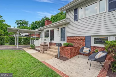 4808 Bradford Drive, Annandale, VA 22003 - Photo 3