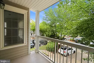 12825 Fair Briar Ln, Fairfax, VA 22033 - Photo 19