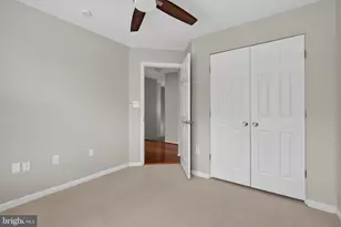 12825 Fair Briar Ln, Fairfax, VA 22033 - Photo 27
