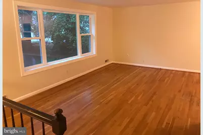 113 Kingsley Road SW, Vienna, VA 22180 - Photo 5