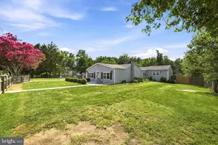10512 Belmont Blvd, Lorton, VA 22079 - Photo 3