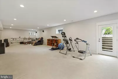 6619 Byrnes Drive, McLean, VA 22101 - Photo 41