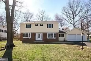 13145 Melville Ln, Fairfax, VA 22033 - Photo 1