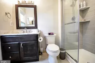 13527 Point Pleasant Dr, Chantilly, VA 20151 - Photo 19