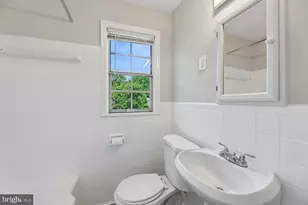 6622 E Wakefield Dr, Alexandria, VA 22307 - Photo 17