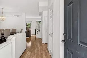 6029 McAlester Way, Centreville, VA 20121 - Photo 7