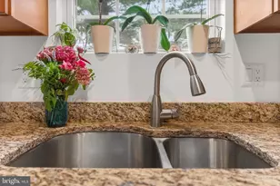 6029 McAlester Way, Centreville, VA 20121 - Photo 19