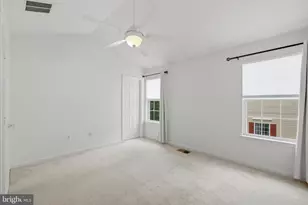 2449 Clover Field Cir, Herndon, VA 20171 - Photo 21