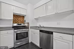 7753 Patriot Dr, Annandale, VA 22003 - Photo 25