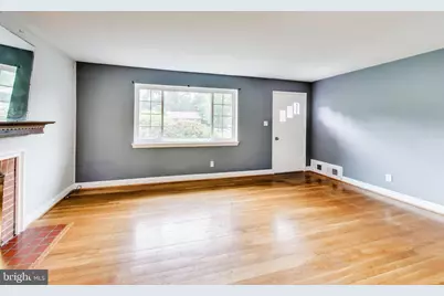 7215 Normandy Lane, Falls Church, VA 22042 - Photo 3