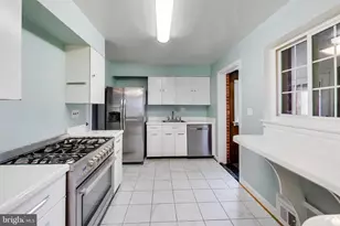 7215 Normandy Ln, Falls Church, VA 22042 - Photo 7