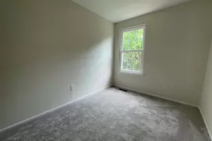 7679 Sheffield Village Ln, Lorton, VA 22079 - Photo 17