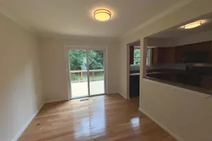 7679 Sheffield Village Ln, Lorton, VA 22079 - Photo 5