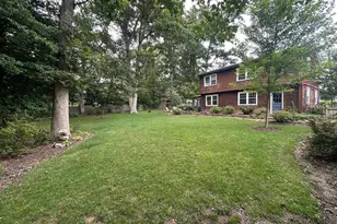 2332 Addison St, Vienna, VA 22180 - Photo 5