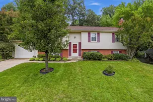 4311 Still Meadow Rd, Fairfax, VA 22032 - Photo 3