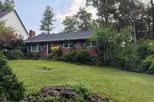 1917 Great Falls St, McLean, VA 22101 - Photo 3