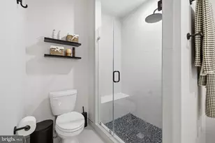12264 Sweet Willow Ln, Fairfax, VA 22030 - Photo 27