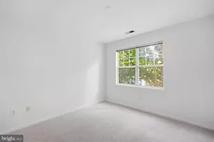 12933 Centre Park Cir, Herndon, VA 20171 - Photo 17