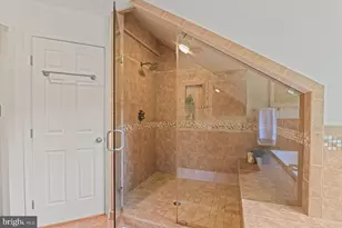 7821 Falstaff Rd, McLean, VA 22102 - Photo 55