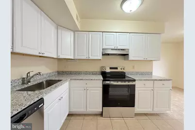 4513 Logsdon Drive, Annandale, VA 22003 - Photo 7