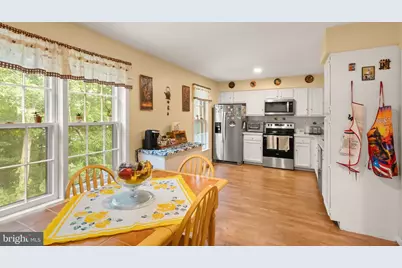 5633 Sutherland Court, Burke, VA 22015 - Photo 25