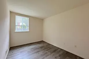 6804 Perry Penney Dr, Annandale, VA 22003 - Photo 11