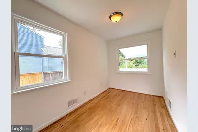 5700 Fenwick Drive, Alexandria, VA 22303 - Photo 9
