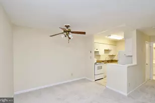 5911 Prince James Dr, Springfield, VA 22152 - Photo 3