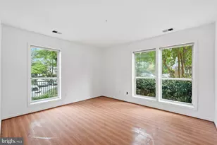 3176 Summit Square Dr, Oakton, VA 22124 - Photo 13